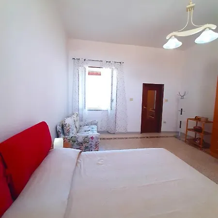 Casa Anna - Chiaiolella Beach Apartment Procida